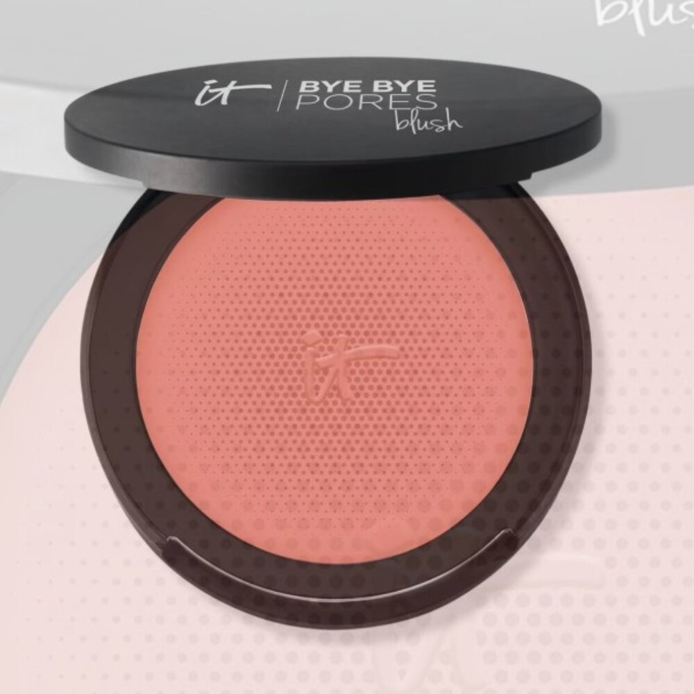 It Cosmetics - Blush shade Naturally Pretty